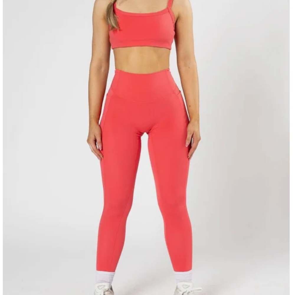 Women's Pink High-Waisted Leggings S